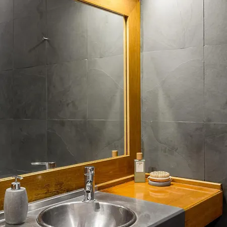 Stylish Hideaway In Heart Of Cascais