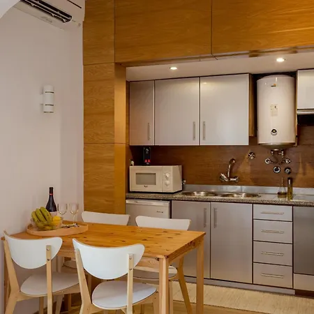 Stylish Hideaway In Heart Of Lägenhet Cascais